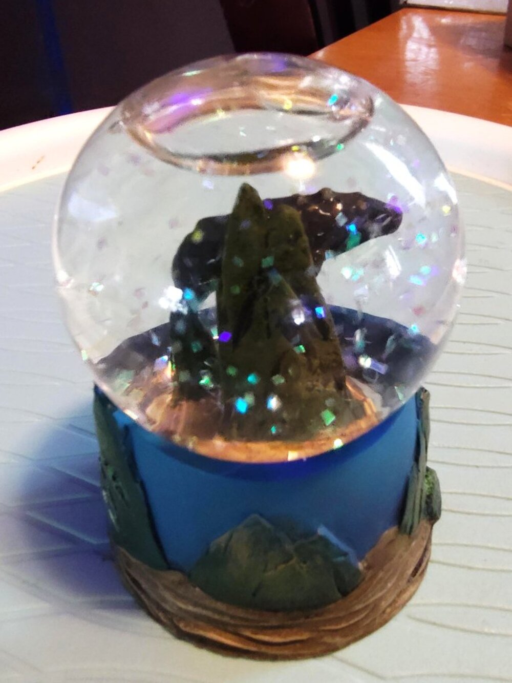 Vintage Wyland Whale Water Globe – “Loyal” 2003 #E16209 SHIPS FREE
